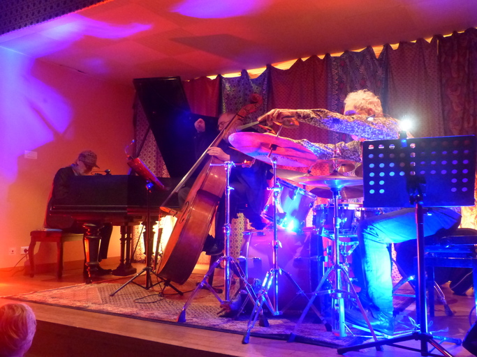 Phil Walter Trio